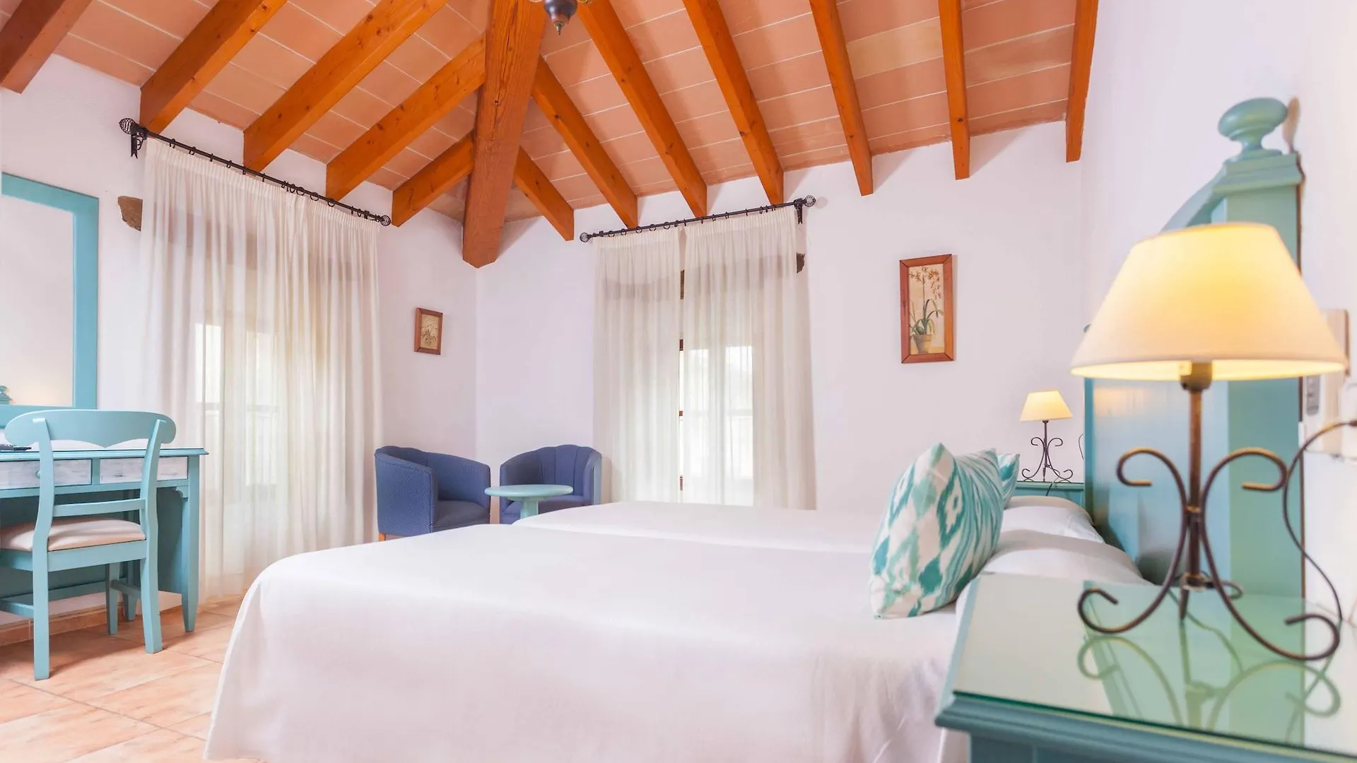 ***  Hotel 